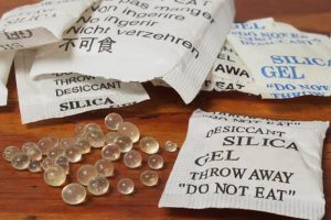 Oxygen absorbers